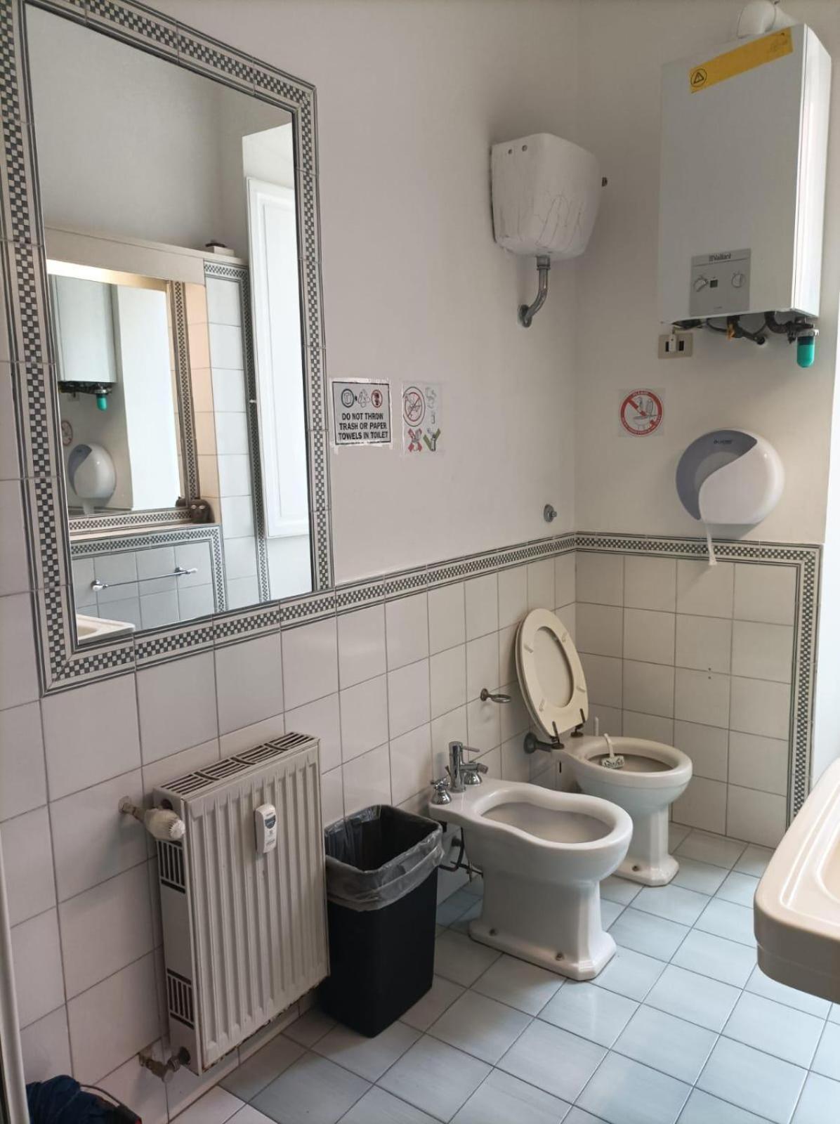 Minerva Hostel *